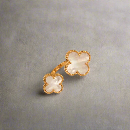 Magic Alhambra Mother Of Pearls Clover Ring