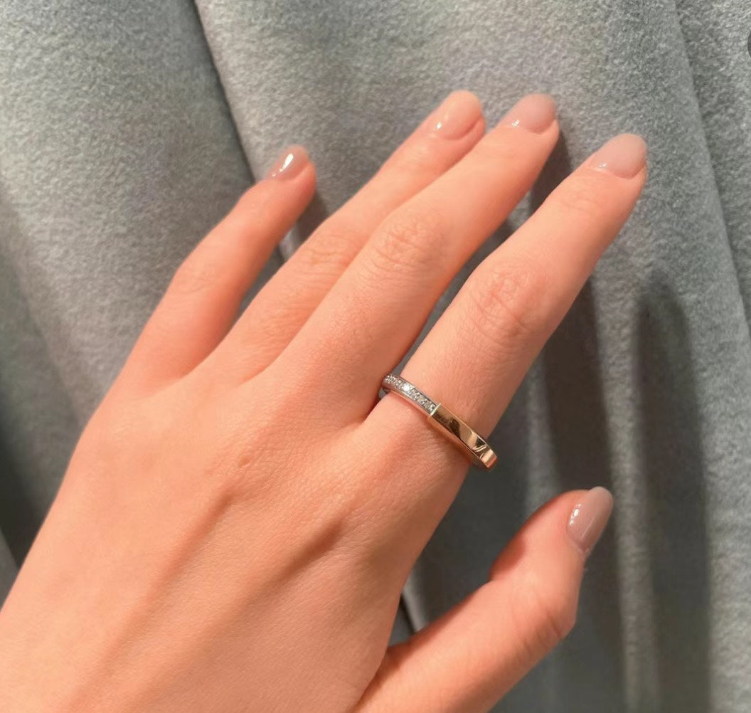 T Lock Diamond Rose Gold Ring