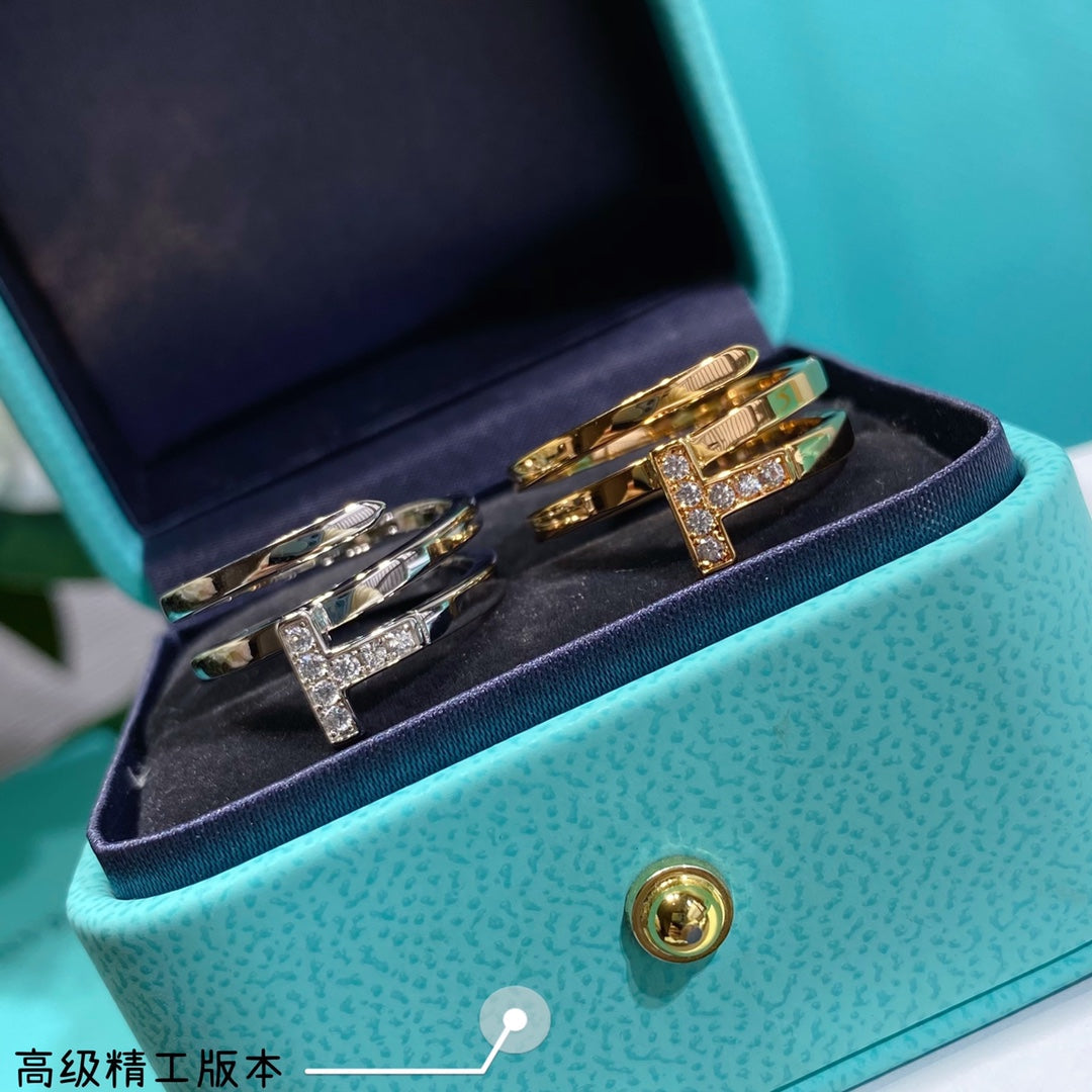 T Diamond Square Ring