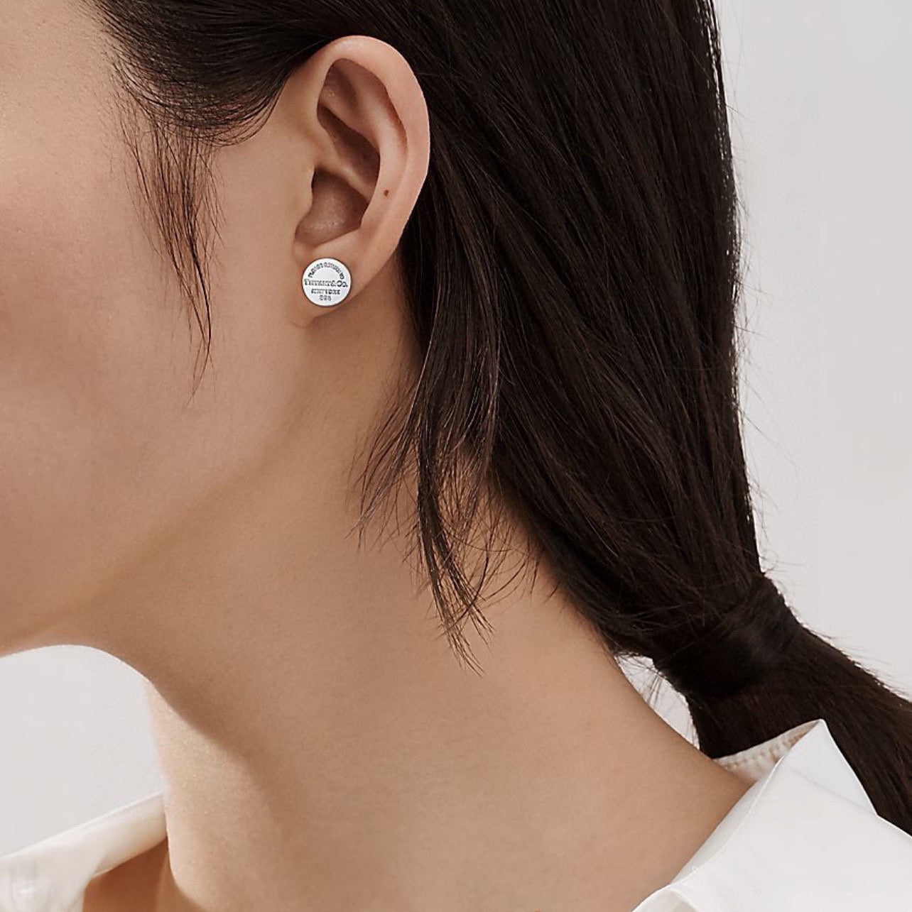 Return to Circle Stud Earrings
