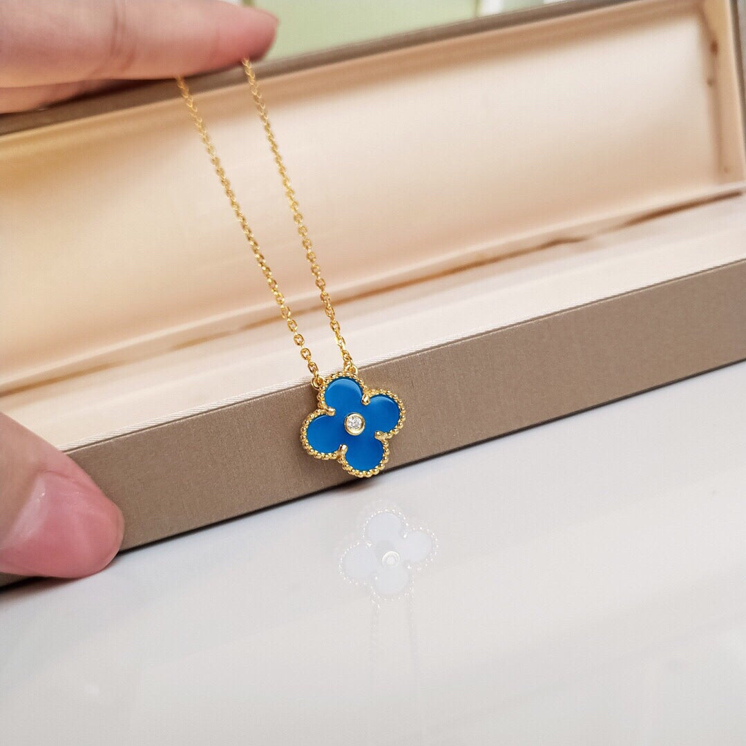 Vintage Alhambra Agent Clover Necklace