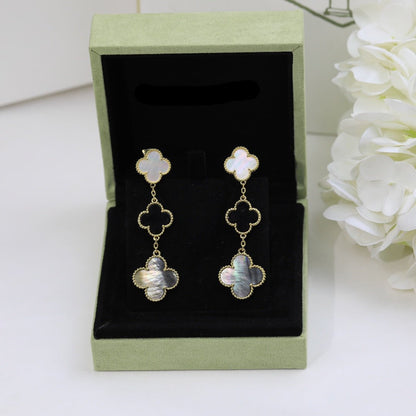 Magic Alhambra Three Pearls Motifs Earrings