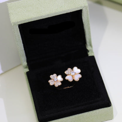 Cosmos Between the Finger Diamond Ring