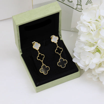 Magic Alhambra Three Pearls Motifs Earrings