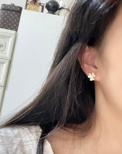 Yellow Gold Frivole Small Model Earrings