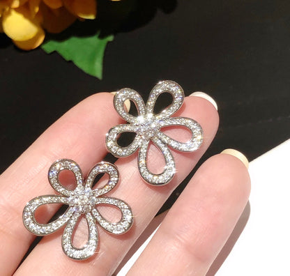 Flowerlace Earrings