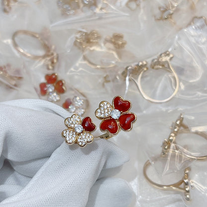 Cosmos Between the Finger Diamond Ring