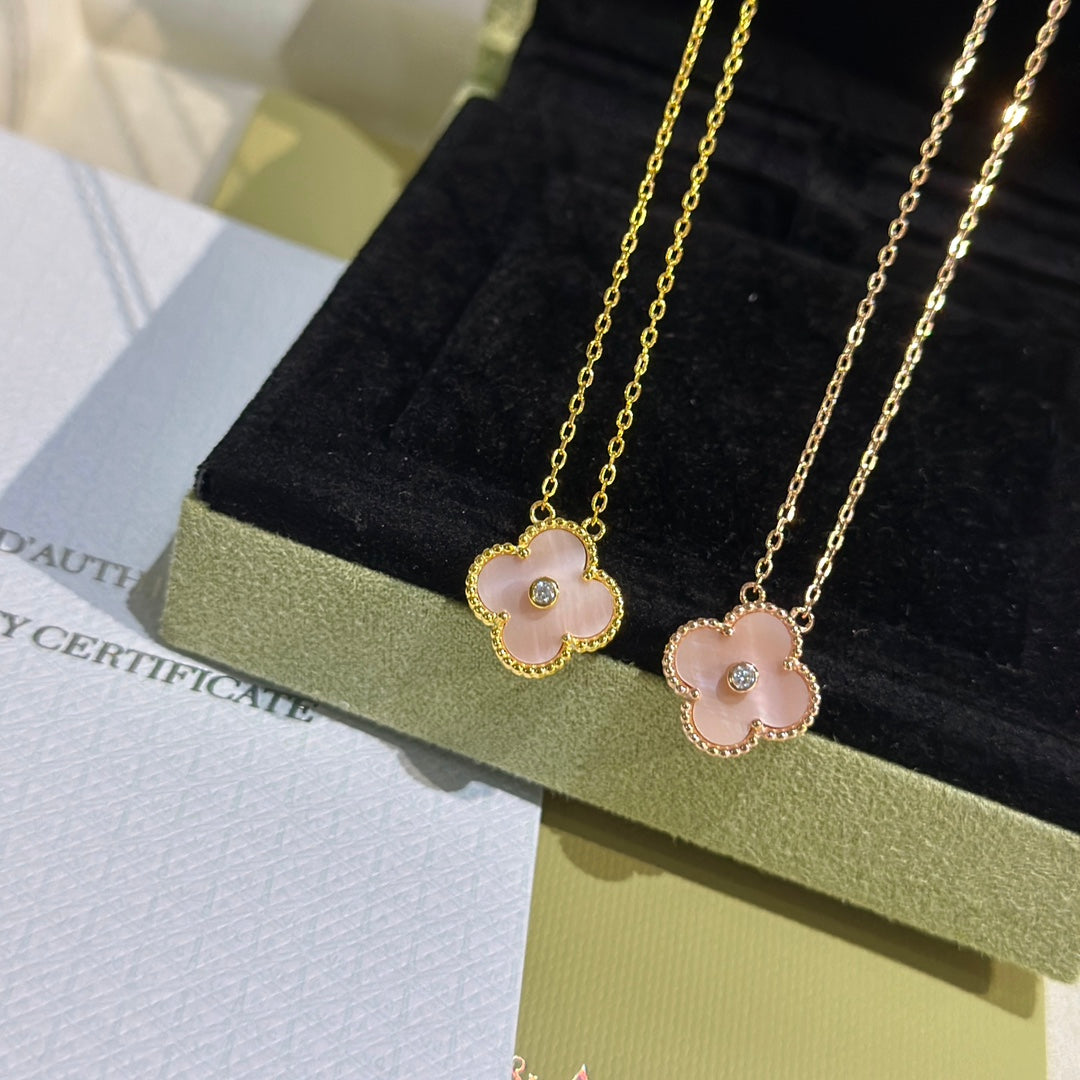 Sweet Alhambra Pink Clover Necklace