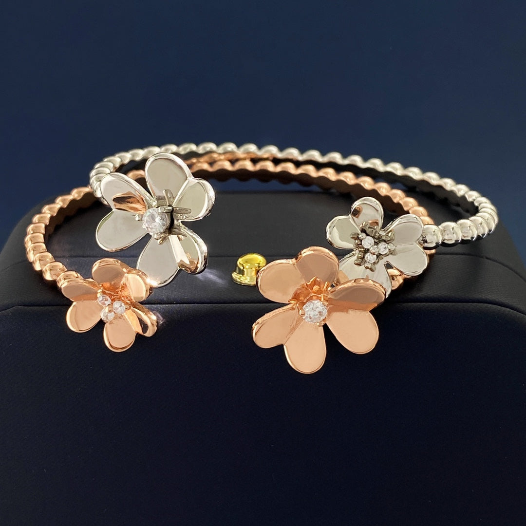Frivole Open Bracelet