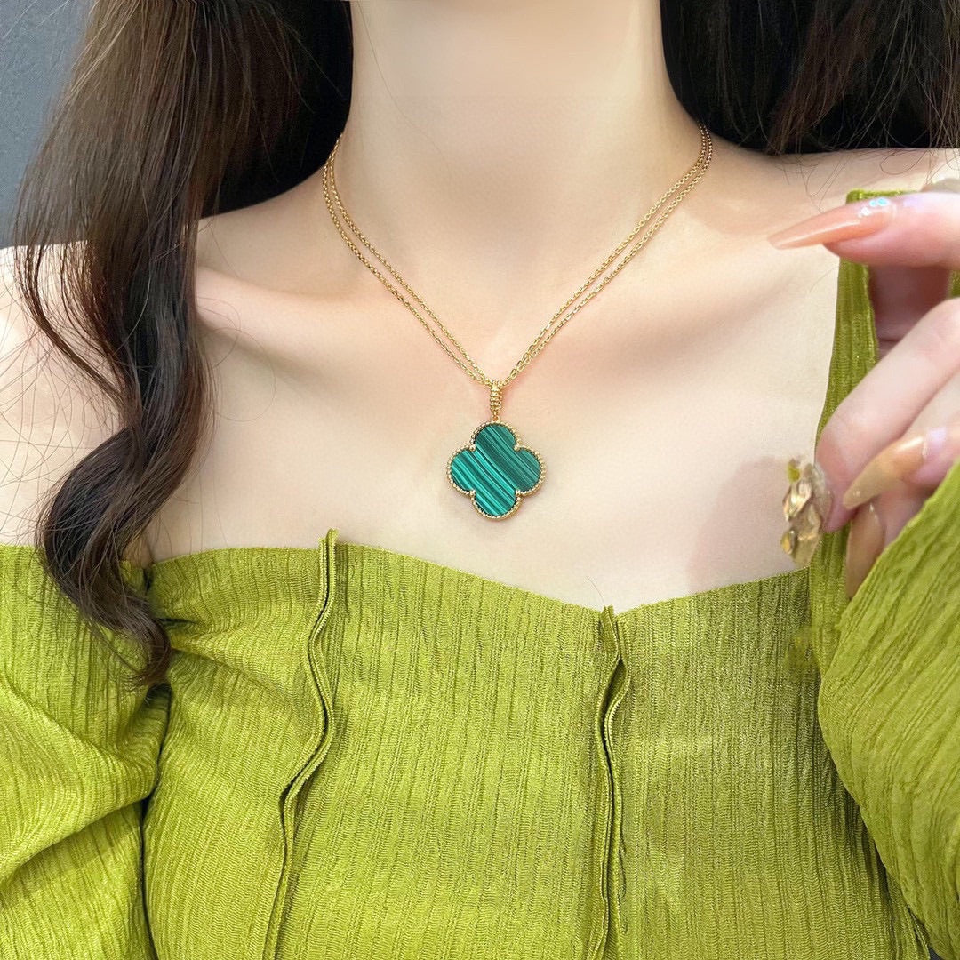 Magic Alhambra Malachite Necklace