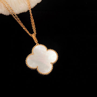 Magic Alhambra One Motif Pearl Necklace