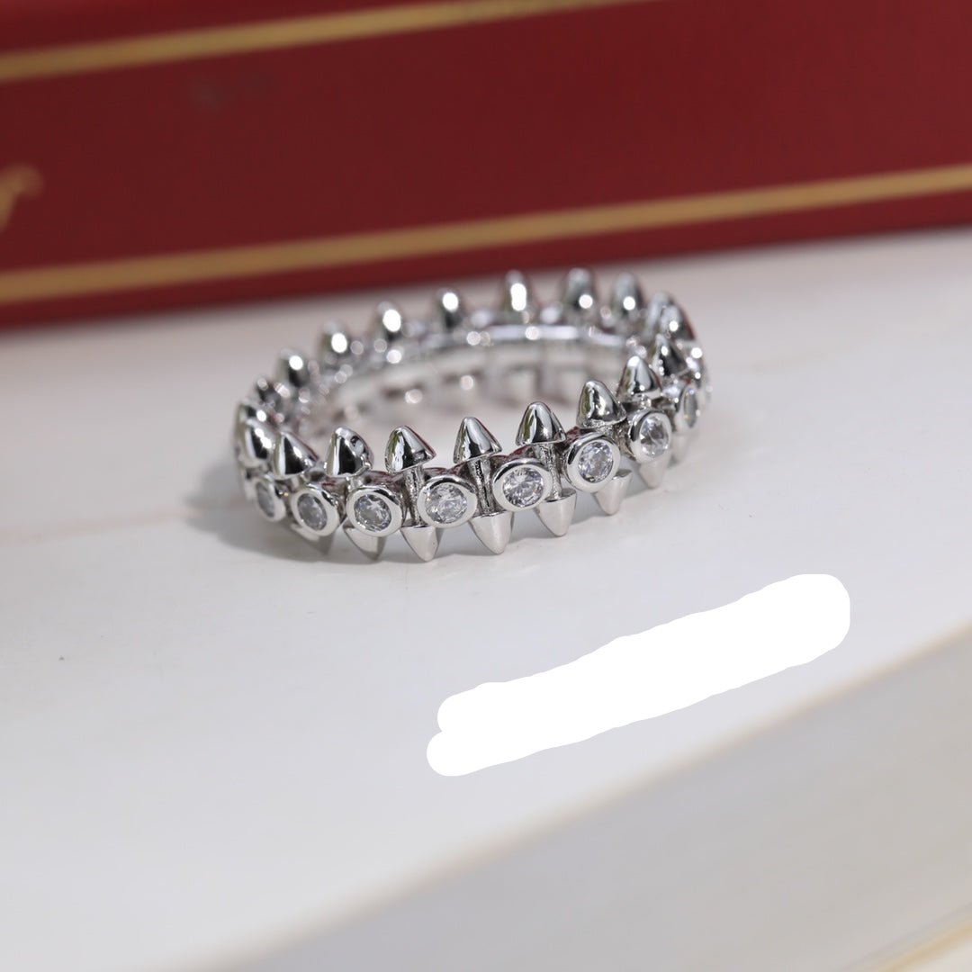 Clash De Diamond Ring