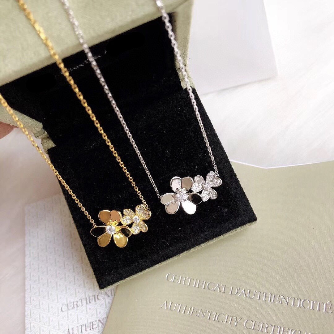 Frivole Clover Necklace