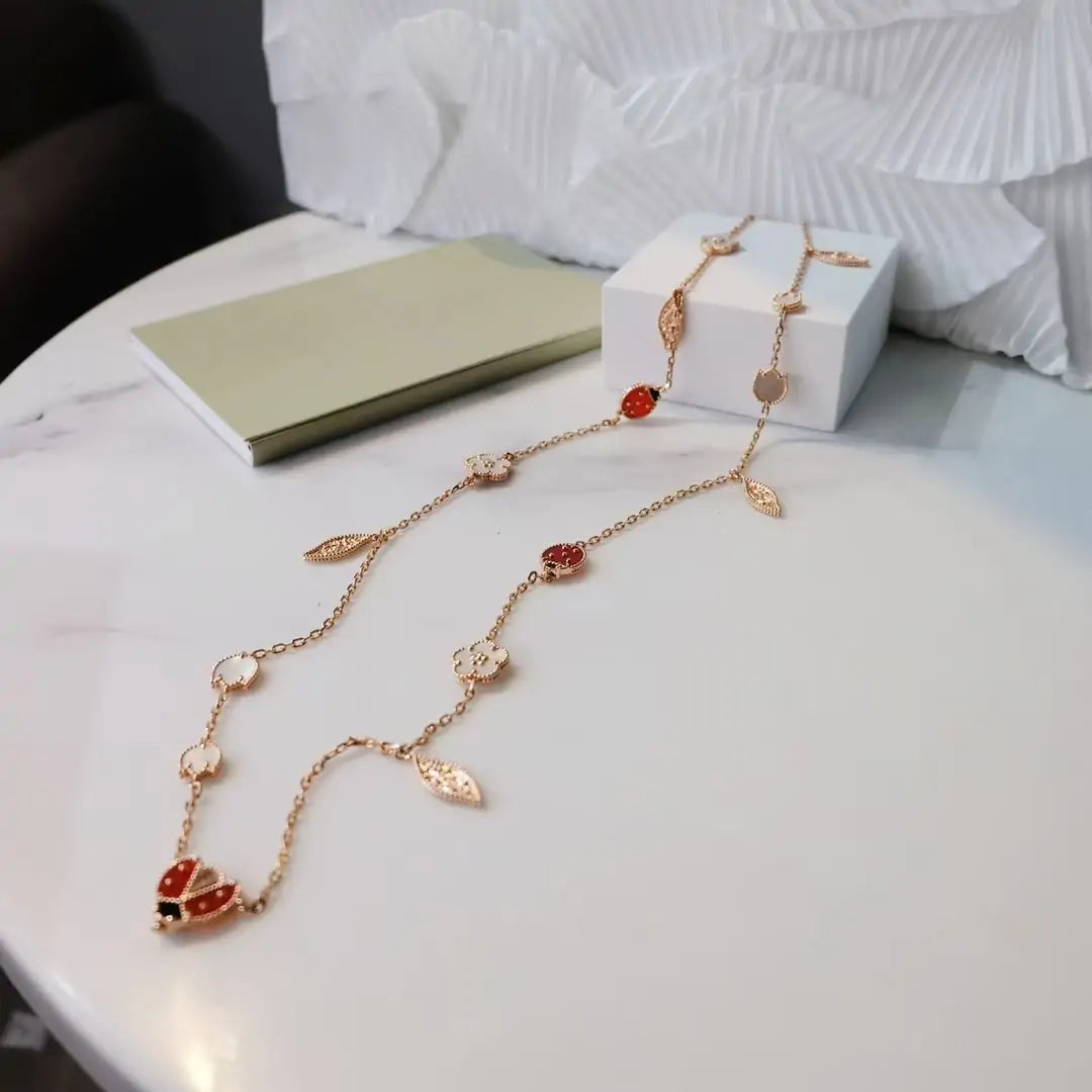 LUCKY SPRING 15 MOTIFS NECKLACE